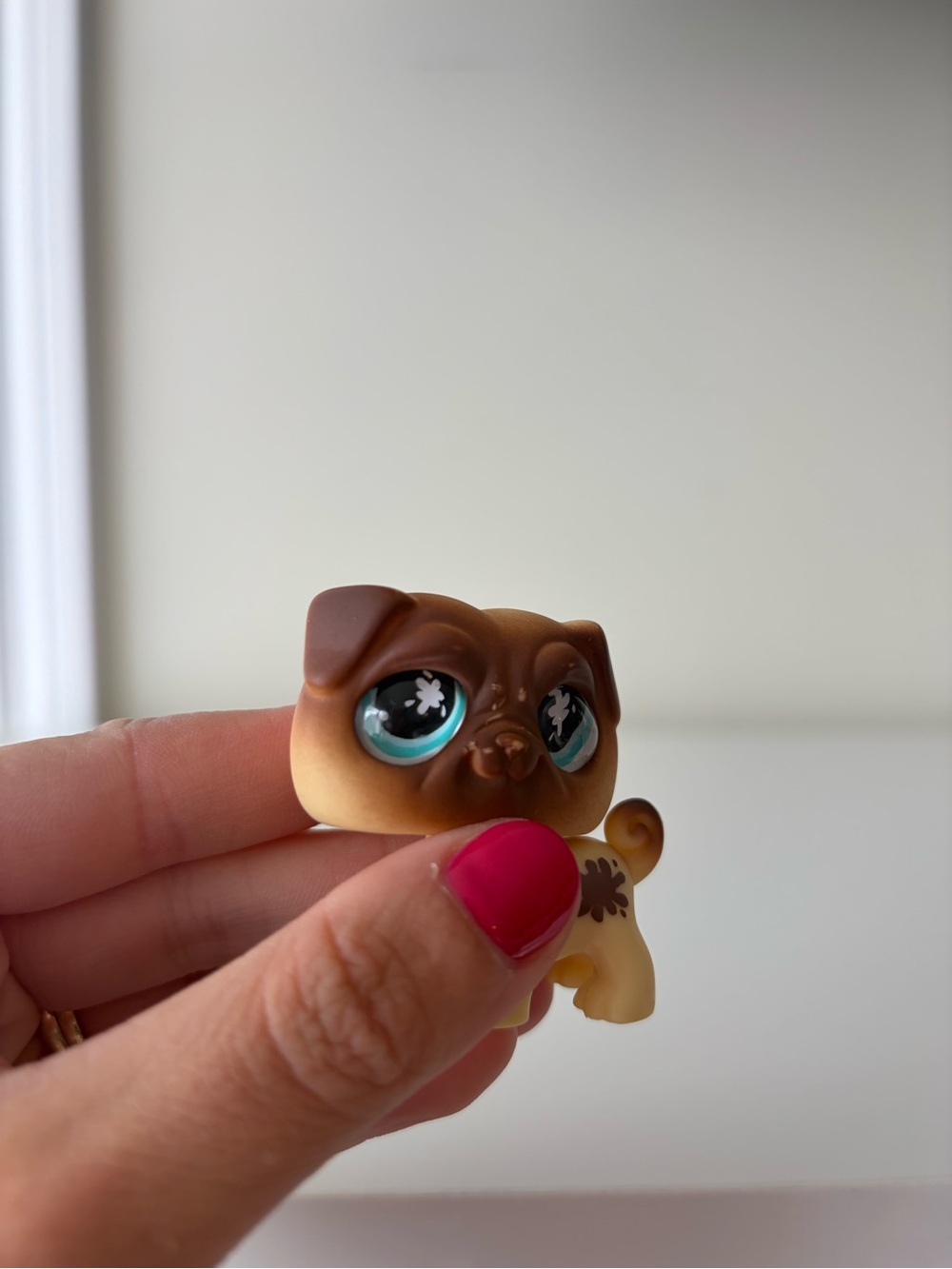 Littlest Pet Shop Messiest Pug Figure RARE - Picture 2 of 3